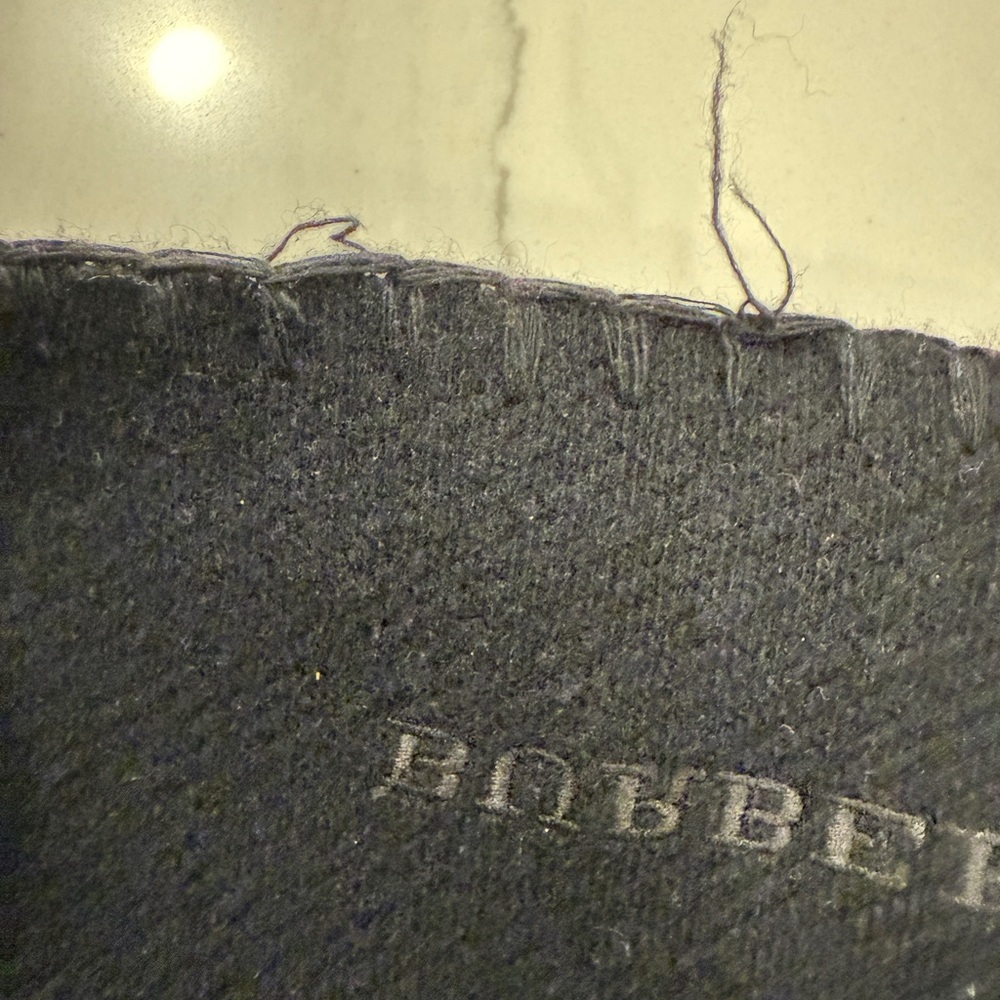 Burberry Black Wool Shawl with Fringe - Picture 5 of 10
